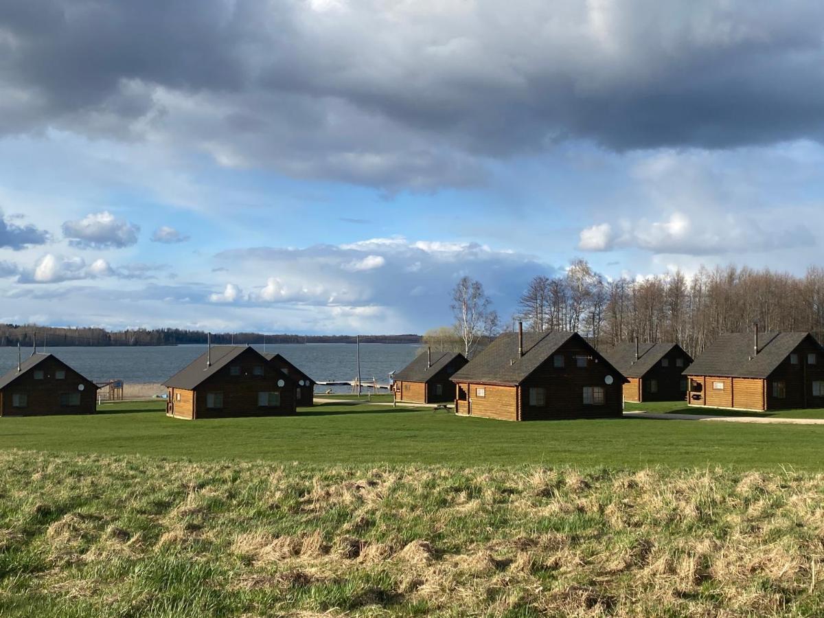 Guest House Zirga Smaids Kusneri ภายนอก รูปภาพ