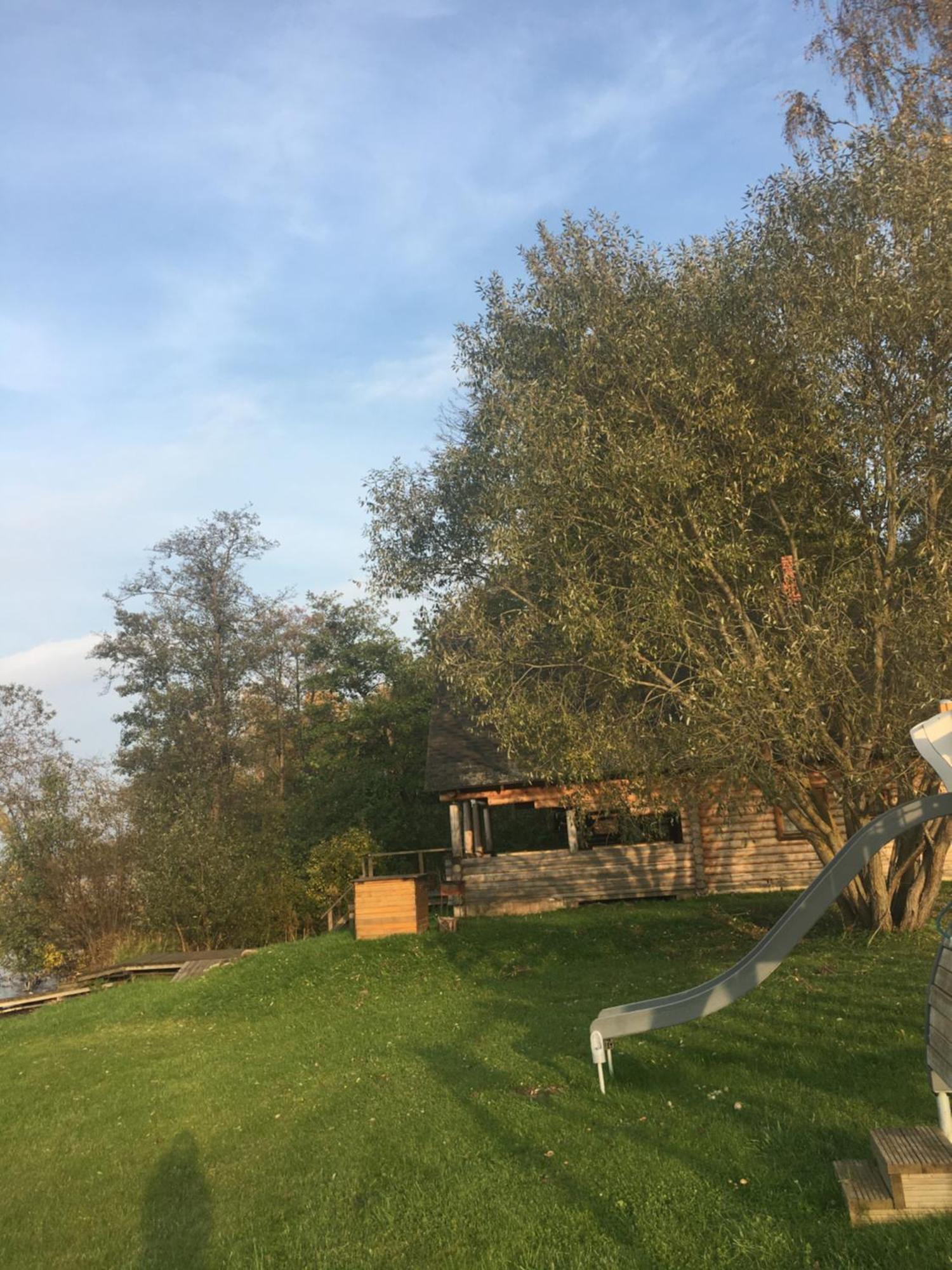 Guest House Zirga Smaids Kusneri ภายนอก รูปภาพ