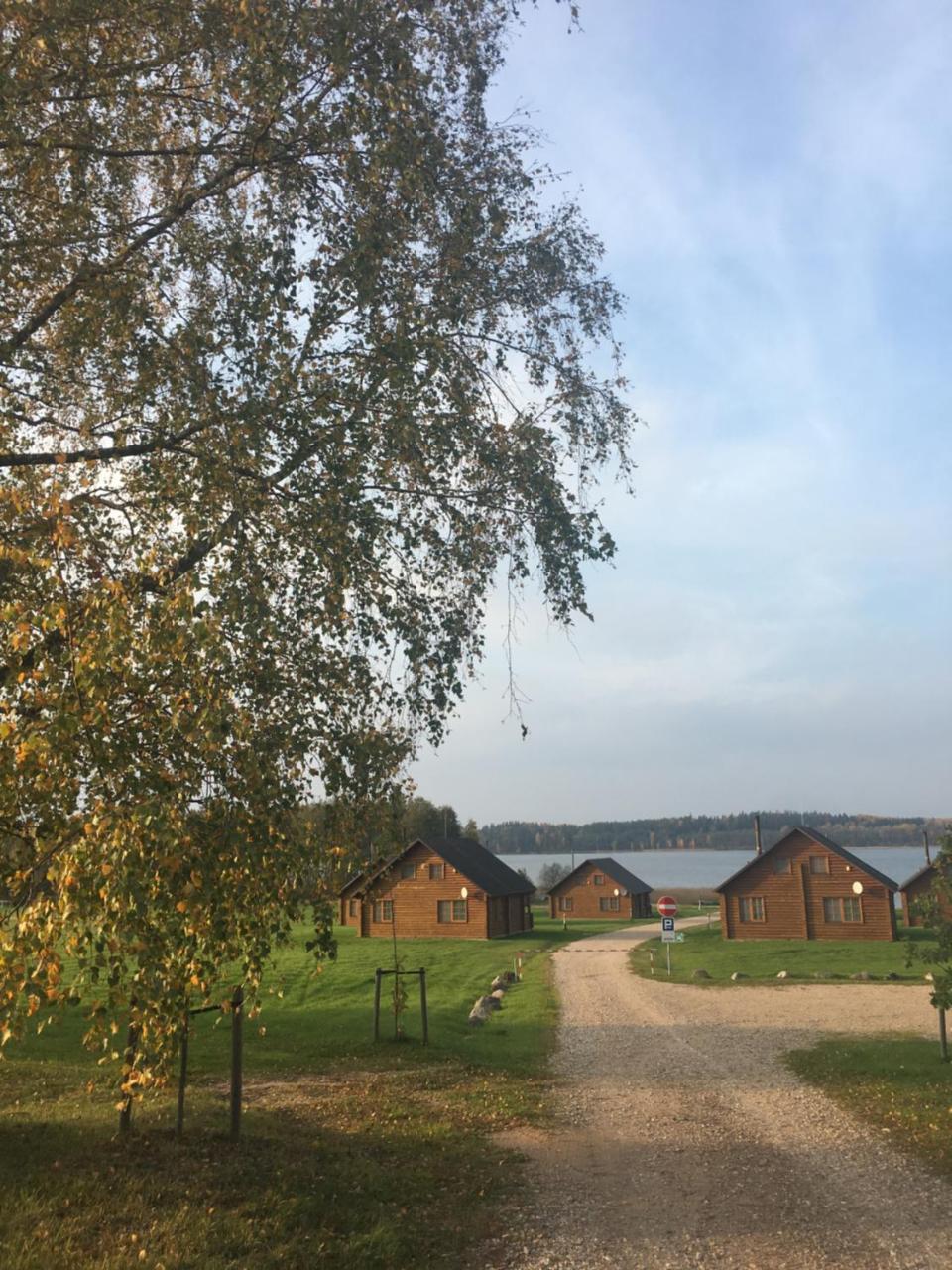 Guest House Zirga Smaids Kusneri ภายนอก รูปภาพ