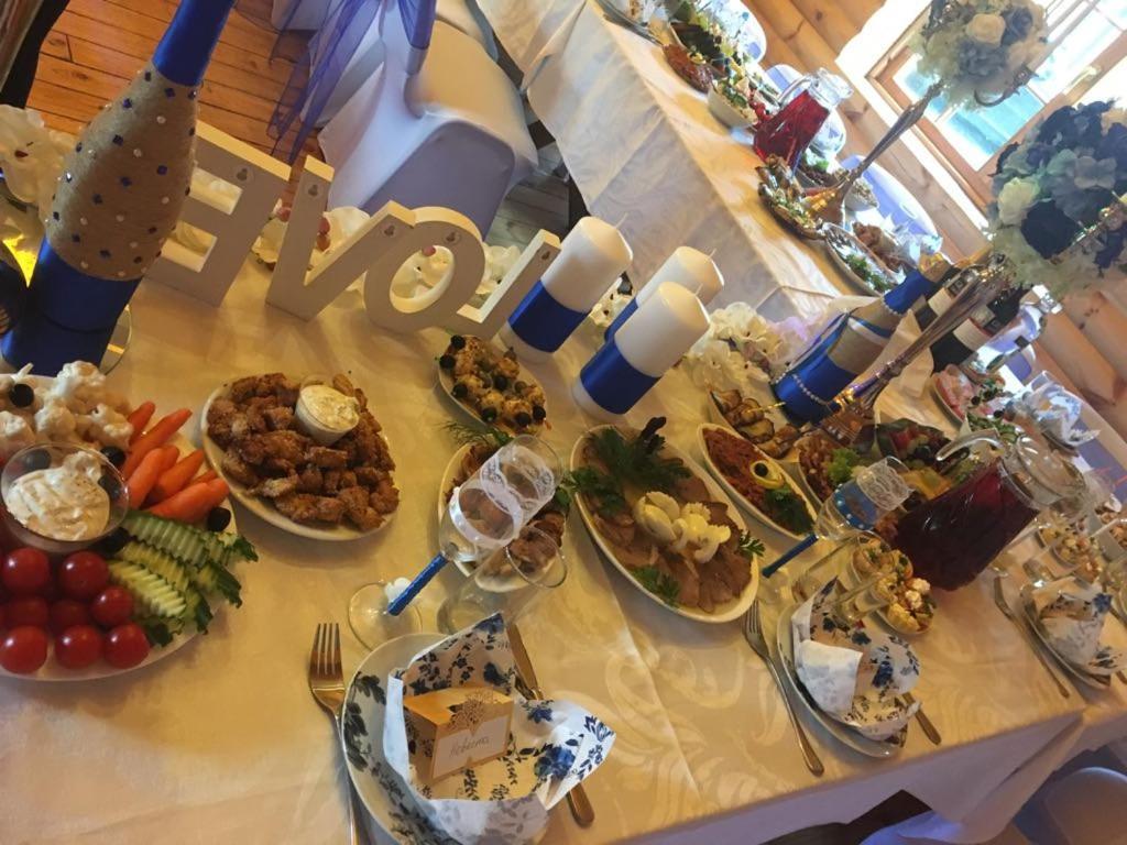 Guest House Zirga Smaids Kusneri ภายนอก รูปภาพ